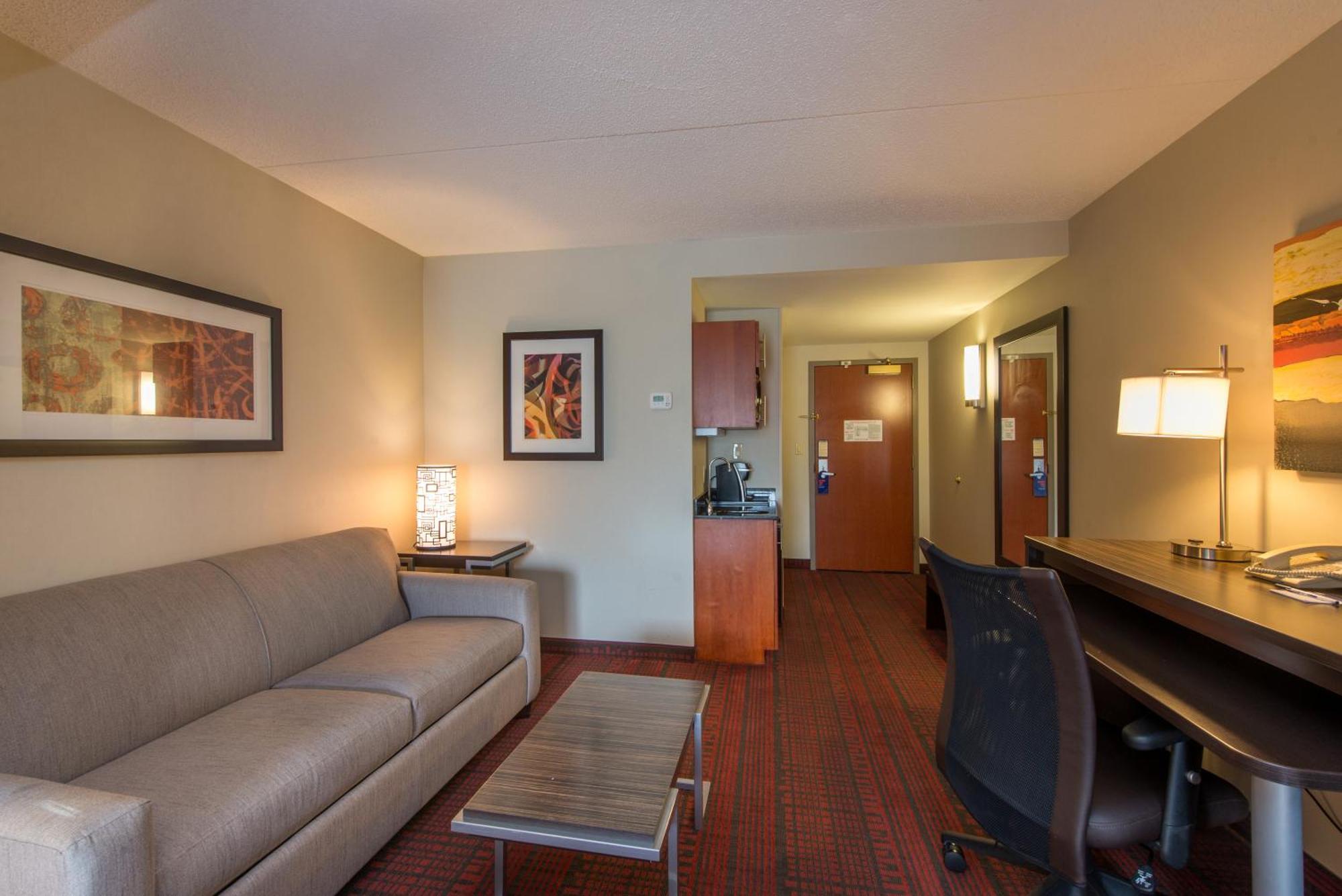 Holiday Inn Express Hotel & Suites Auburn By Ihg מראה חיצוני תמונה