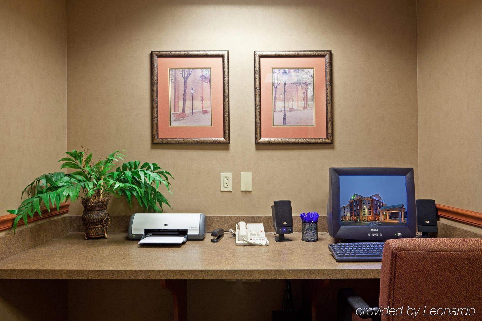Holiday Inn Express Hotel & Suites Auburn By Ihg מתקנים תמונה
